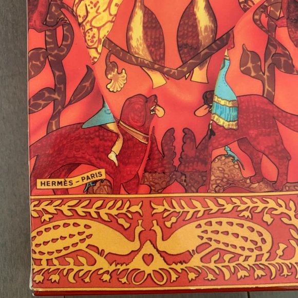 HERMES *Rare* Vintage Printed Gift Box - Picture 4 of 8